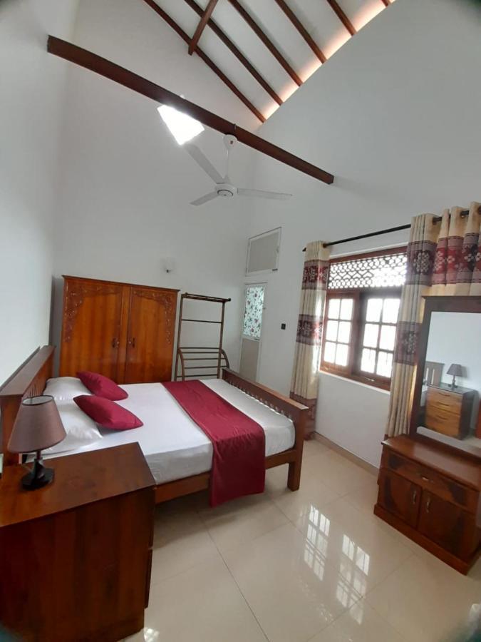 Jasmine Apartments Negombo Exterior photo